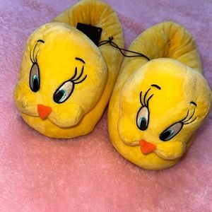 S Forever 21 Space Jam slippers